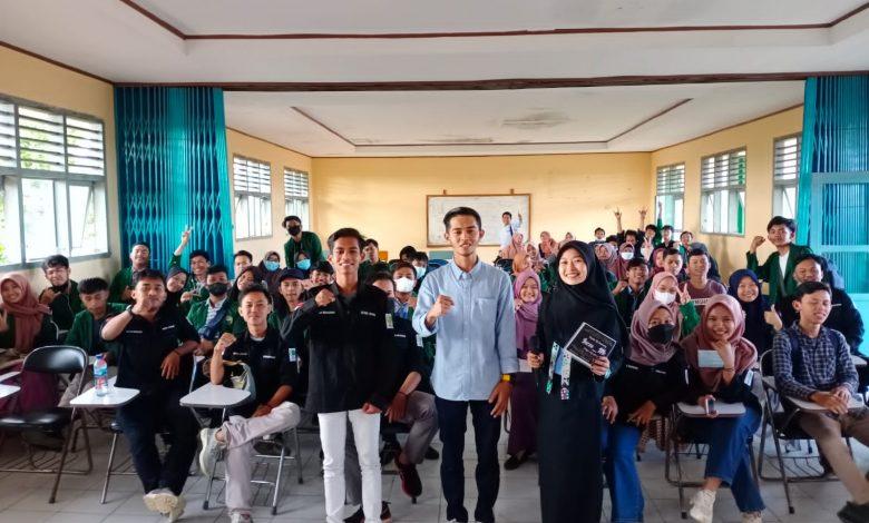 Mahasiswa FTI UNMA Banten