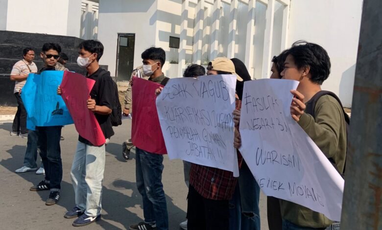 Aksi Unjuk Rasa Banten